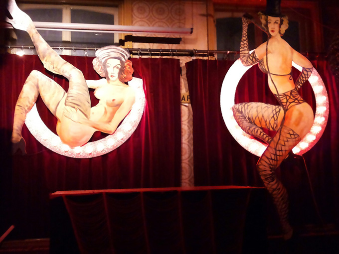 showgirls
